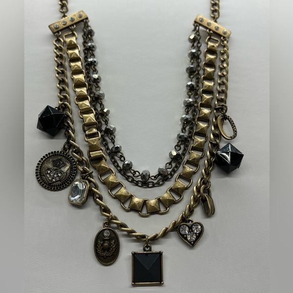 Luxe Treasure Necklace and Bracelet - Picture 3 of 6